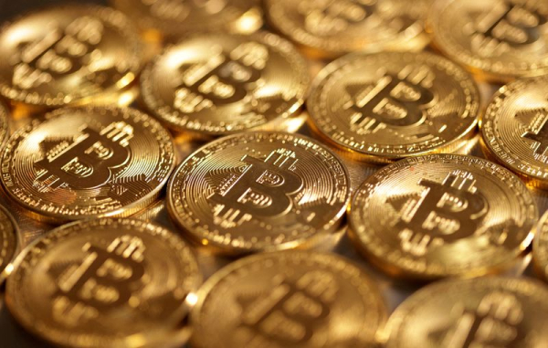 Le bitcoin atteindra $500 000 en cinq ans gr&acirc;ce aux ETFs - Fundstrat