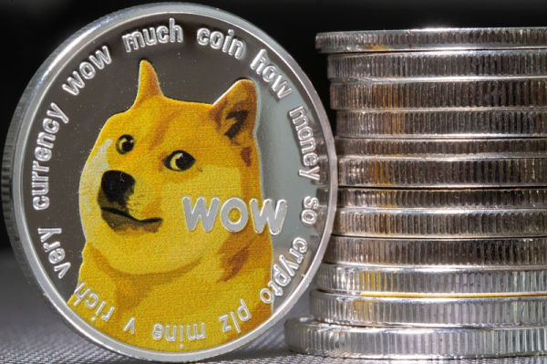 Binance Futures lance un contrat perp&eacute;tuel Dogecoin avec marge USDC